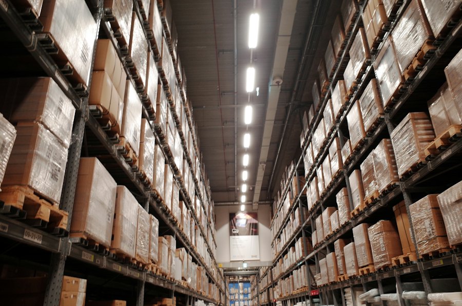 Illustrative warehouse boxes for supplier export process